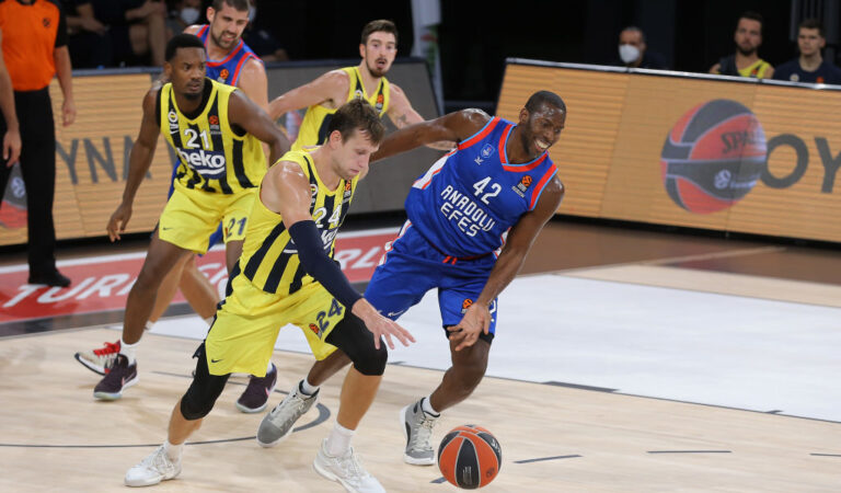 EuroLeague week two round-up: Fenerbahçe win derby match