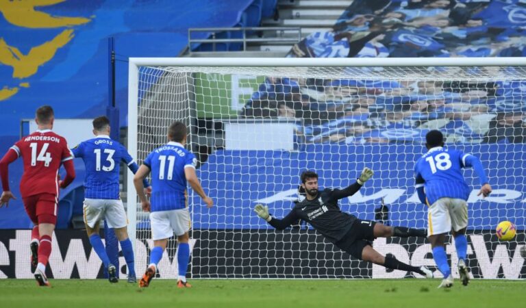 Premier League round-up: Goalless at Stamford Bridge, Liverpool concede late penalty and City thrash Burnley