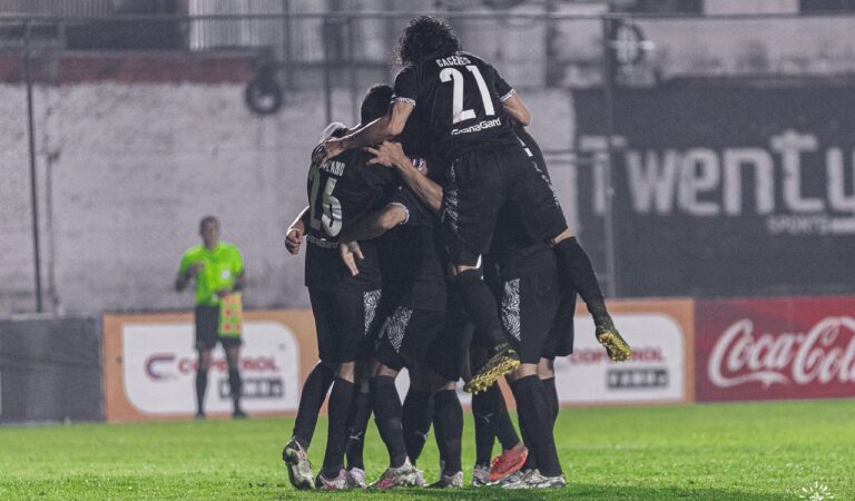 Paraguayan Primera Division round-up: Libertad win thriller, Cerro Porteño draw, 10-man Olimpia win