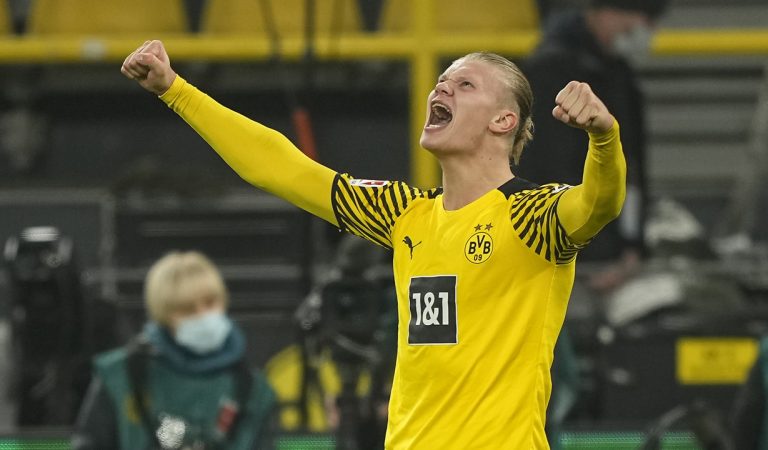 Bundesliga round-up, week 19: Dortmund keep title race alive; Lewandowski reaches landmark; High-flying Union